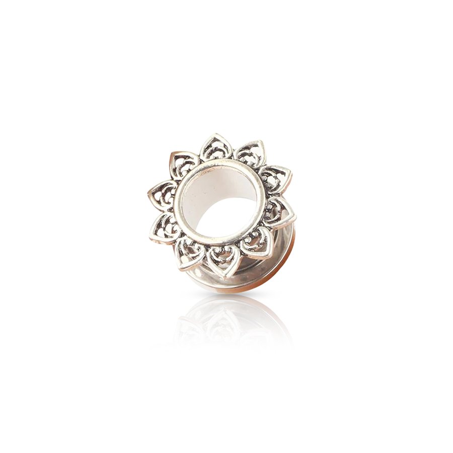 Ear Plug with Flowers Silver 16mm